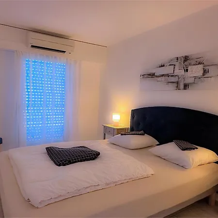 Enjoy A Dream In Juan-les-pins